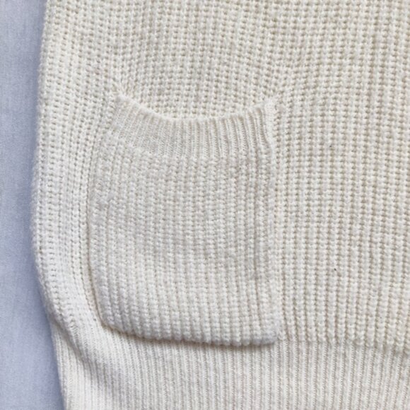 Crew neck cream sweater Large - Picture 6 of 6